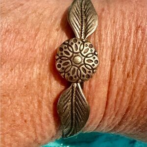 Vintage-Inspired Silver Leaf Bracelet